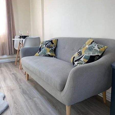 Modern 1 Bed Apartment In The City Centre Of Derby Exteriér fotografie
