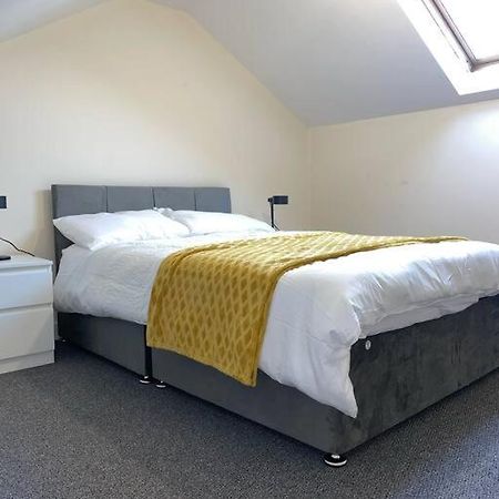 Modern 1 Bed Apartment In The City Centre Of Derby Exteriér fotografie